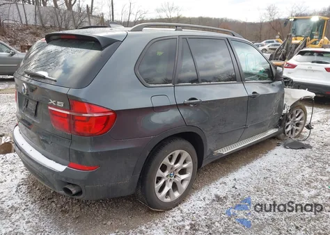 2011 BMW X5 xDrive35I/xDrive35I Premium/xDrive35I Sport Activity from USA, damaged, VIN 5UXZV4C50BL401720